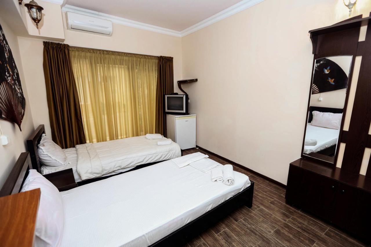 Hotel Isaka Tbilisi Exteriör bild